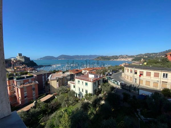 appartamento in vendita a Lerici in zona Muggiano