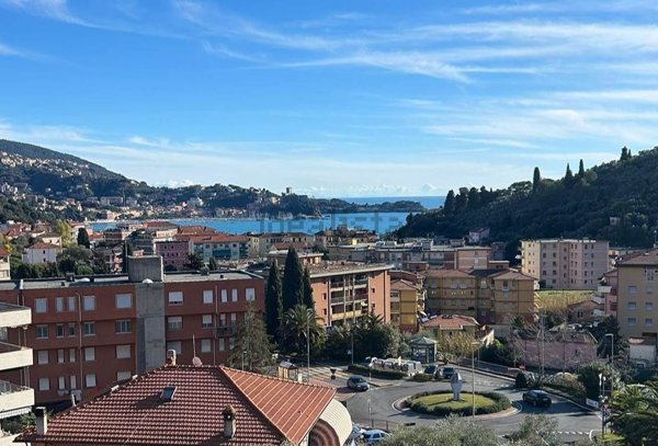 appartamento in vendita a Lerici in zona San Terenzo