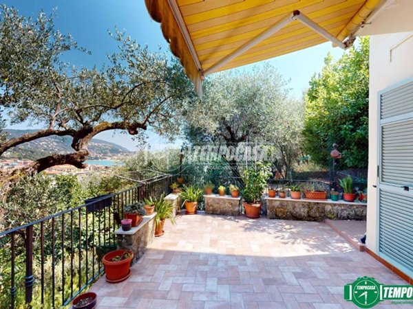 casa indipendente in vendita a Lerici in zona San Terenzo