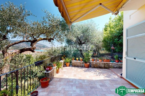 casa indipendente in vendita a Lerici in zona San Terenzo