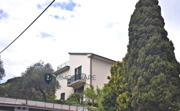 appartamento in vendita a Lerici in zona Pugliola