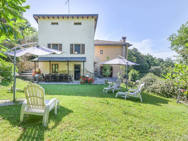 casa indipendente in vendita a Lerici