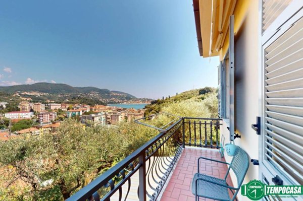 casa indipendente in vendita a Lerici in zona San Terenzo