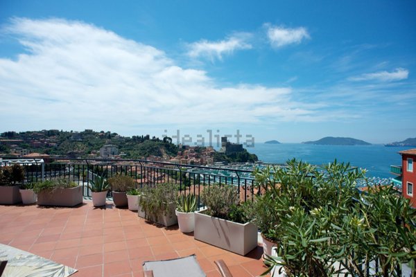 appartamento in vendita a Lerici