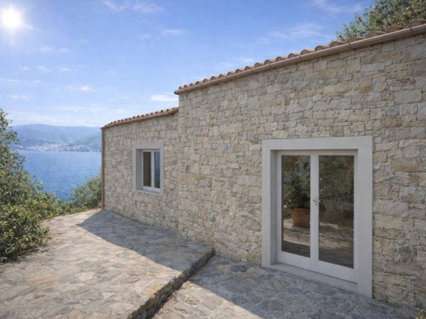 casa indipendente in vendita a Lerici in zona Tellaro