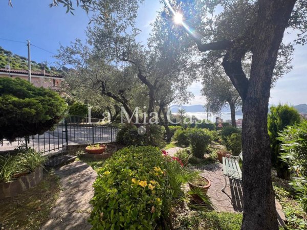 appartamento in vendita a Lerici in zona La Serra