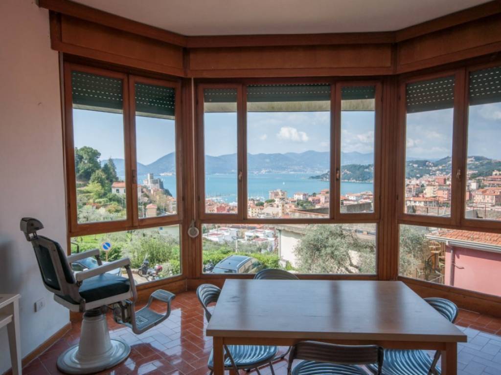 appartamento in vendita a Lerici in zona La Serra