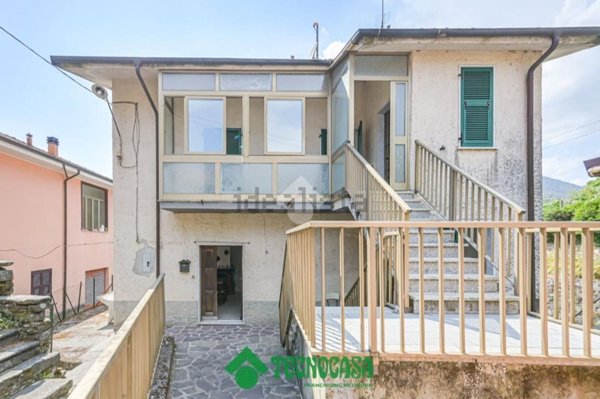 casa indipendente in vendita a Lerici