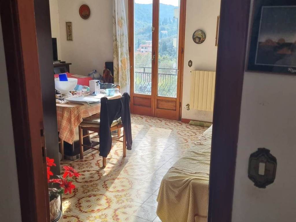 appartamento in vendita a Lerici in zona Pugliola