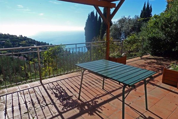 casa indipendente in vendita a Lerici in zona Tellaro