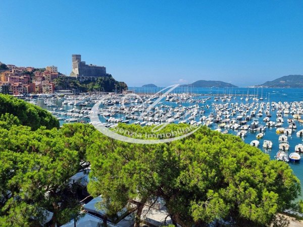 appartamento in vendita a Lerici in zona Muggiano