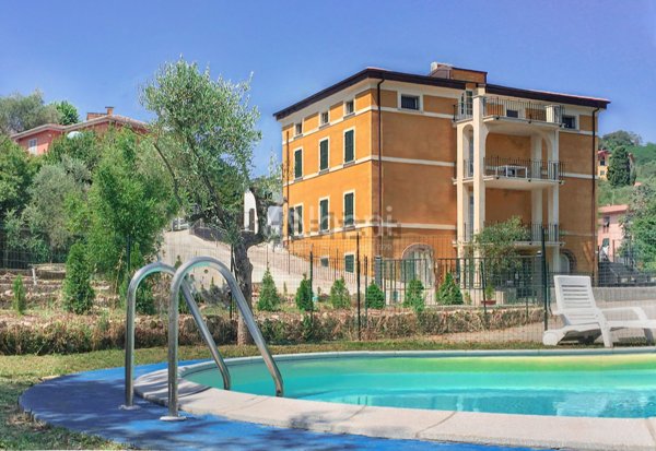 casa indipendente in vendita a Lerici in zona Pugliola