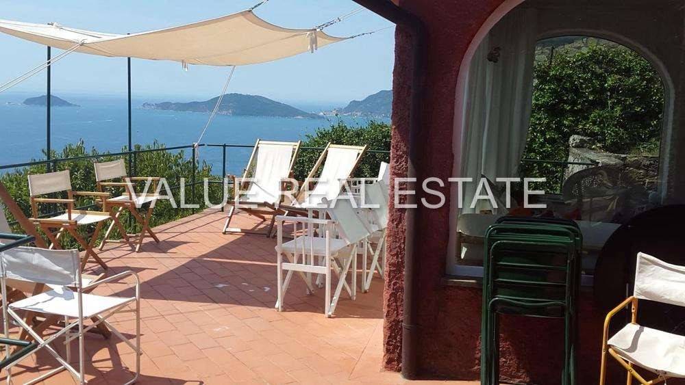 casa indipendente in vendita a Lerici in zona La Serra
