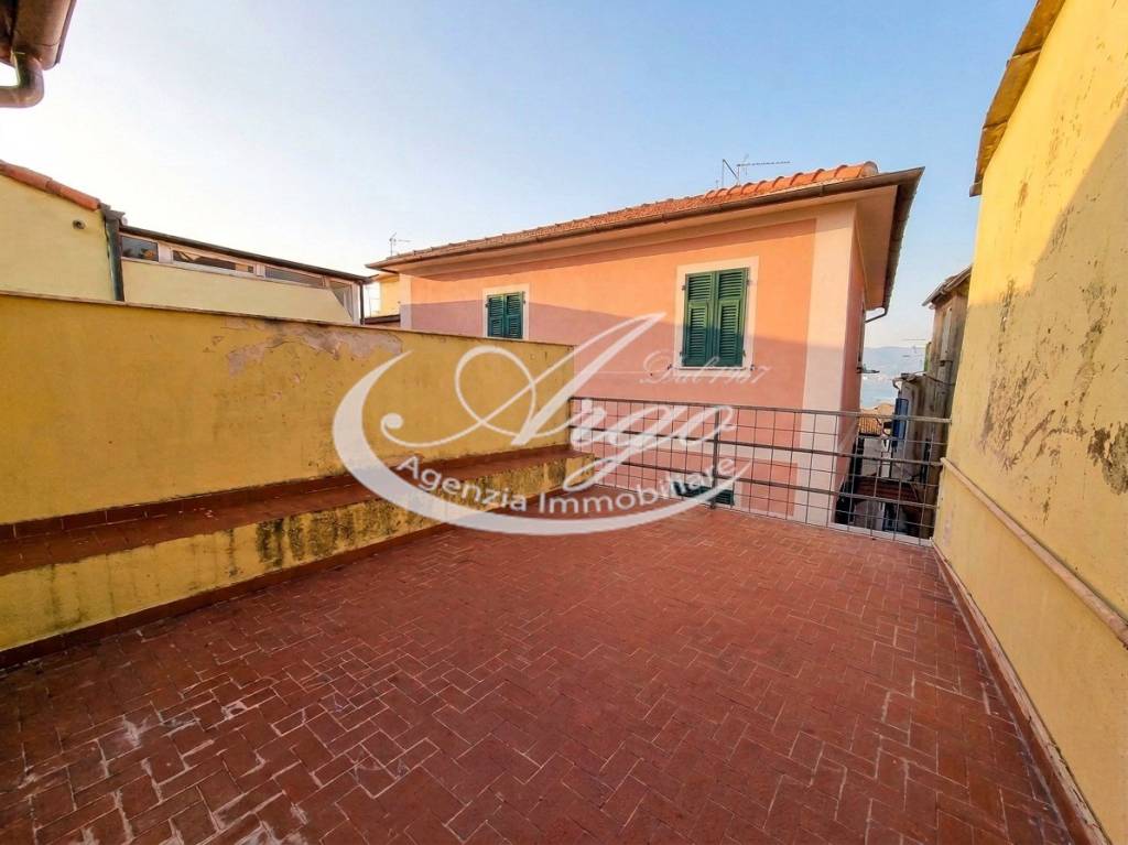 casa indipendente in vendita a Lerici in zona La Serra