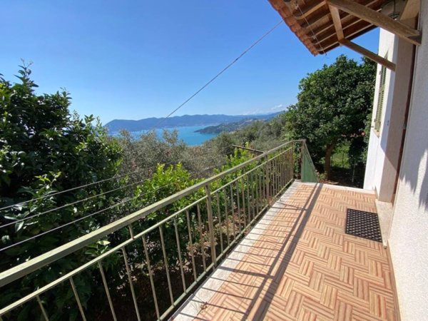 appartamento in vendita a Lerici in zona La Serra