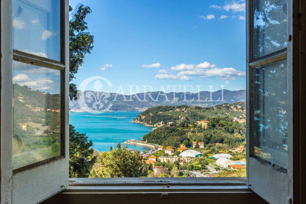 casa indipendente in vendita a Lerici in zona Muggiano