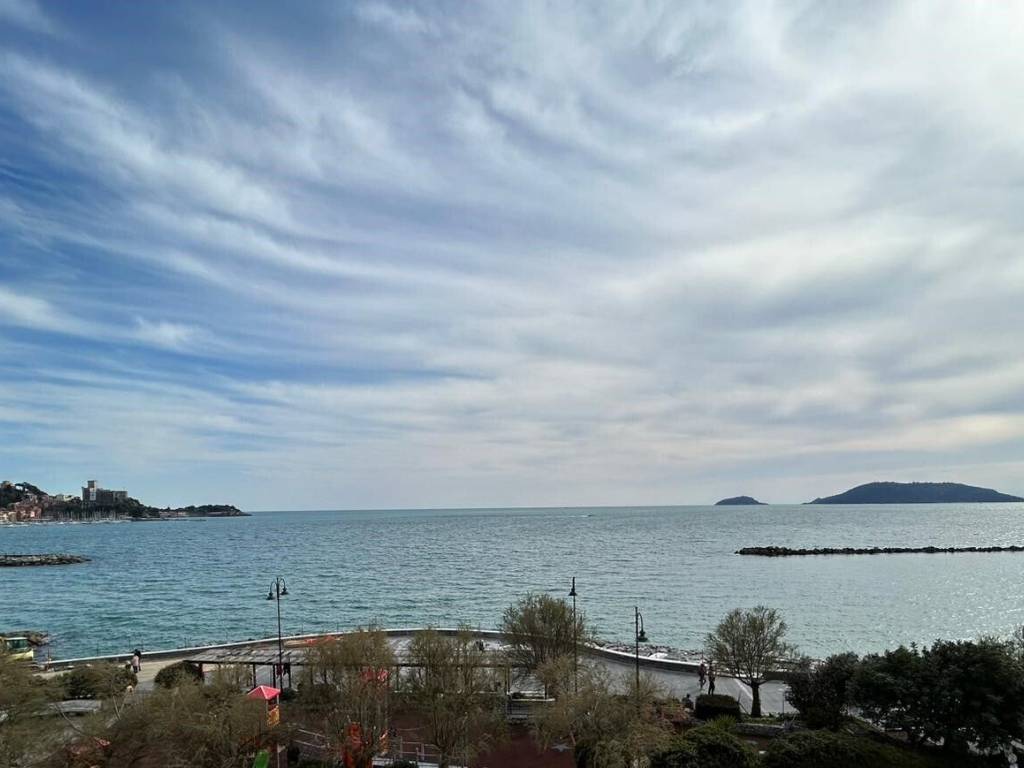 appartamento in vendita a Lerici in zona Muggiano