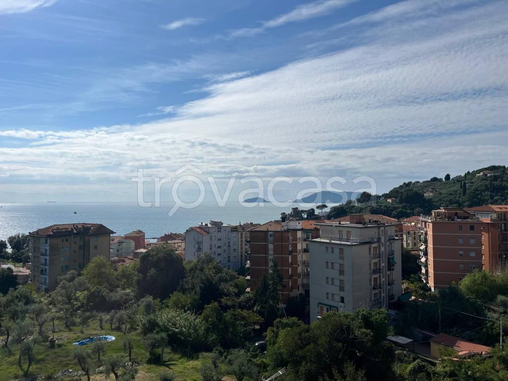 appartamento in vendita a Lerici in zona San Terenzo