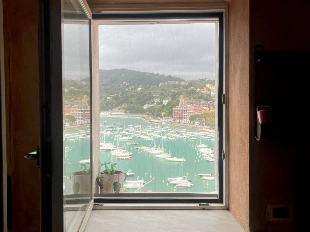 appartamento in vendita a Lerici in zona Muggiano