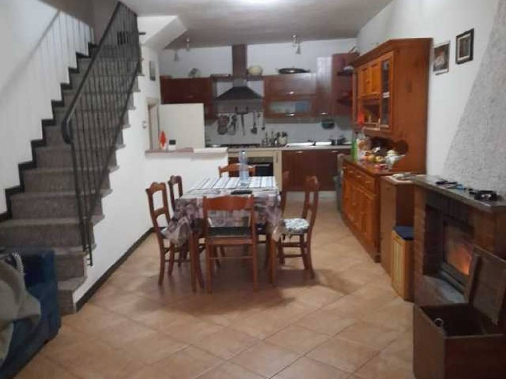casa indipendente in vendita a Levanto in zona Vignana