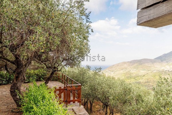 casa indipendente in vendita a Levanto in zona Pastine