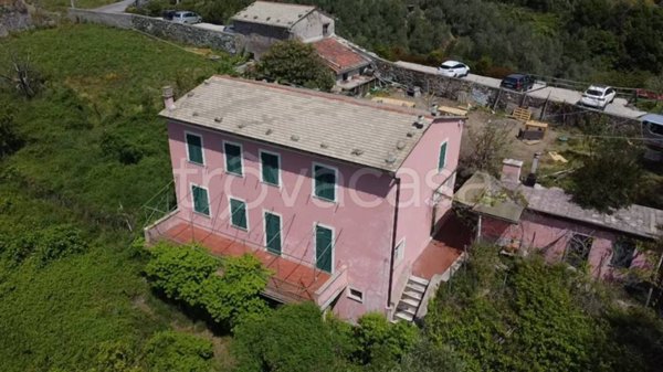 casa indipendente in vendita a Levanto
