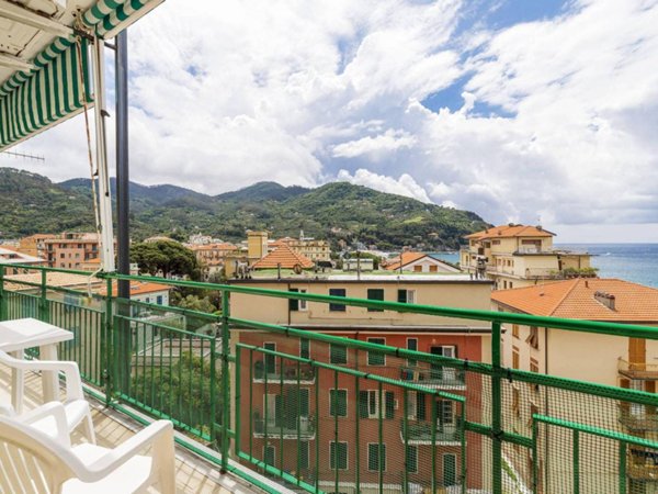 appartamento in vendita a Levanto in zona Mesco