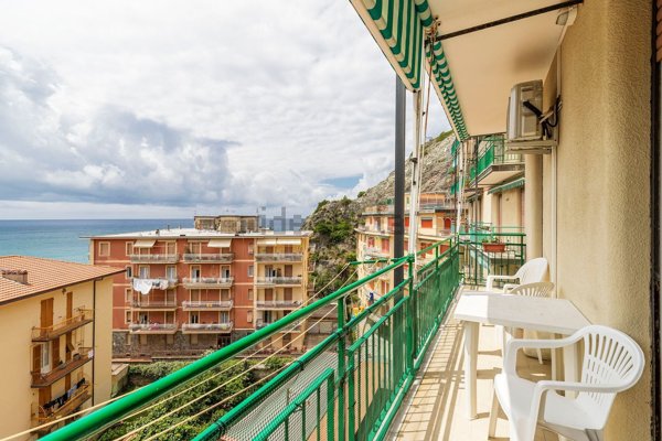 appartamento in vendita a Levanto in zona Mesco