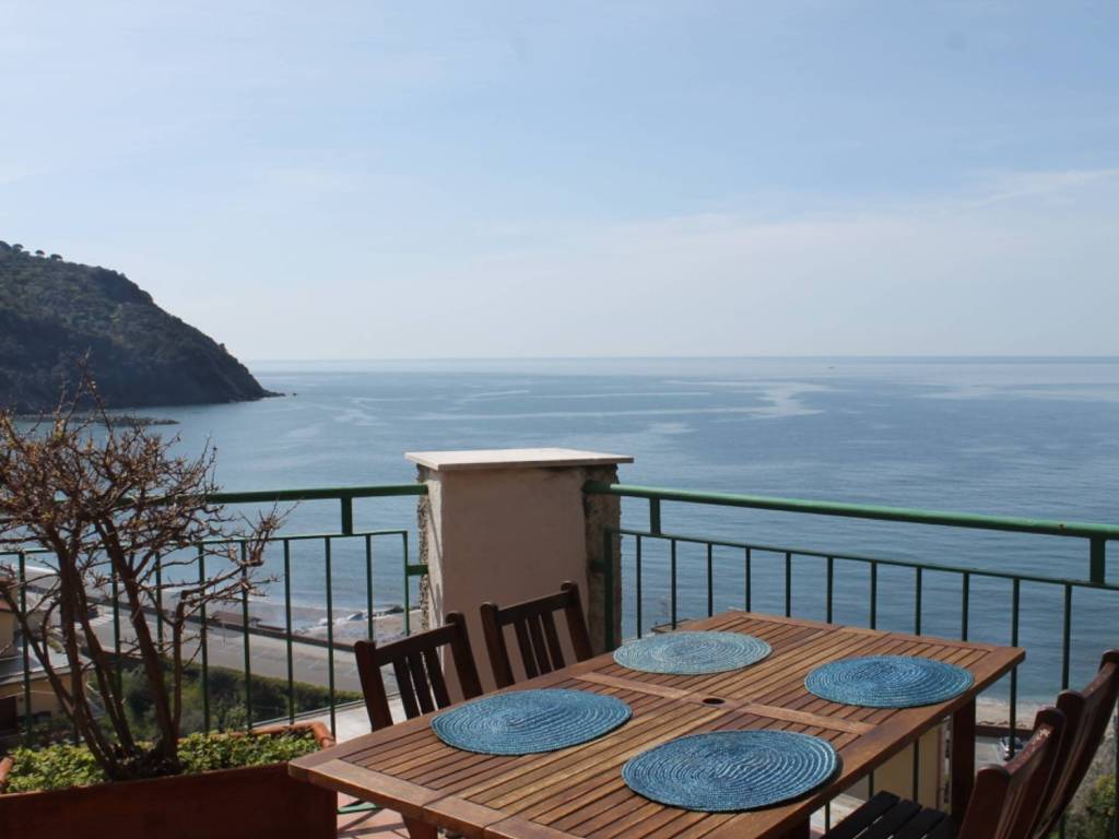 appartamento in vendita a Levanto