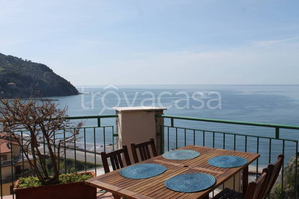 appartamento in vendita a Levanto