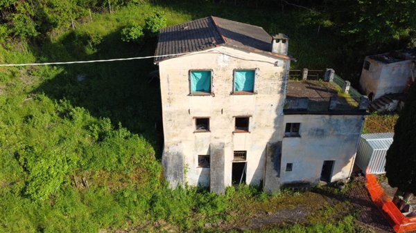 appartamento in vendita a Levanto in zona Mesco