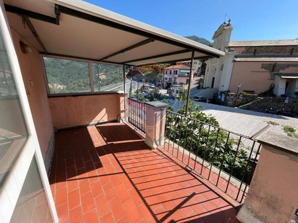 appartamento in vendita a Levanto in zona Montale