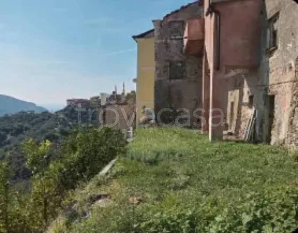casa indipendente in vendita a Levanto