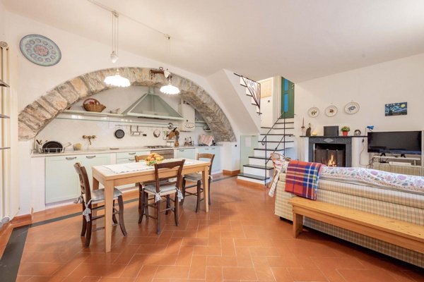 casa indipendente in vendita a Levanto in zona Lavaggiorosso