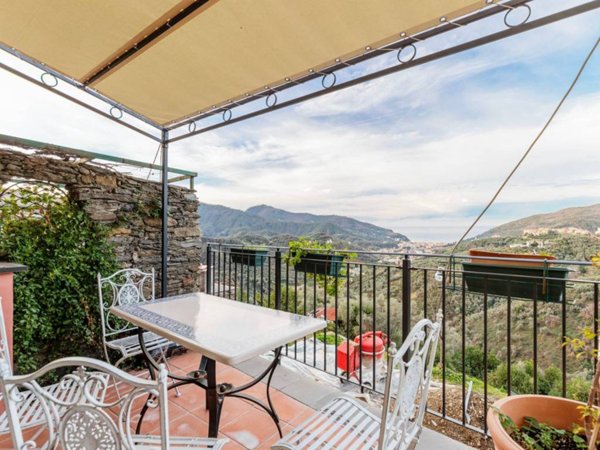 casa indipendente in vendita a Levanto in zona Vignana