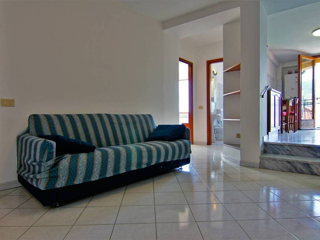 appartamento in vendita a Levanto in zona Pastine