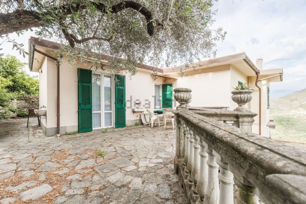 casa indipendente in vendita a Levanto in zona Pastine