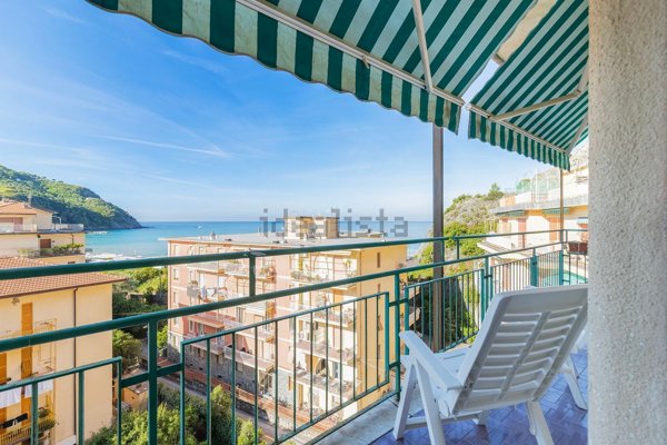 appartamento in vendita a Levanto in zona Mesco