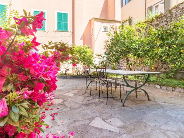 appartamento in vendita a Levanto in zona Mesco