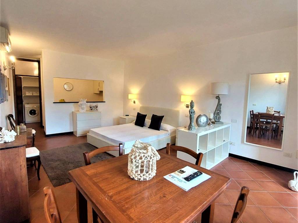 appartamento in vendita a Levanto in zona Montale