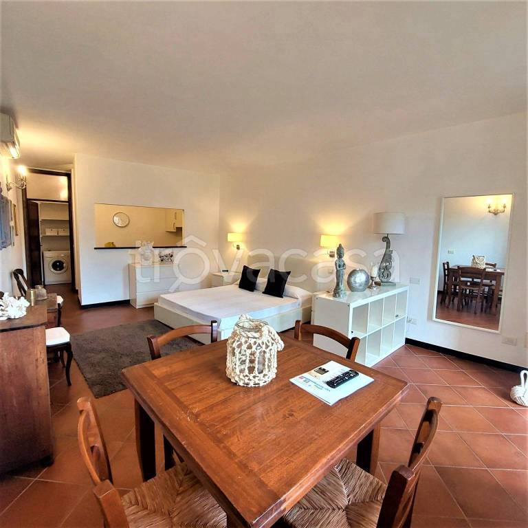 appartamento in vendita a Levanto in zona Montale