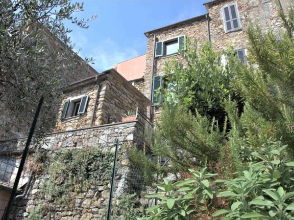 casa indipendente in vendita a Levanto in zona Lavaggiorosso