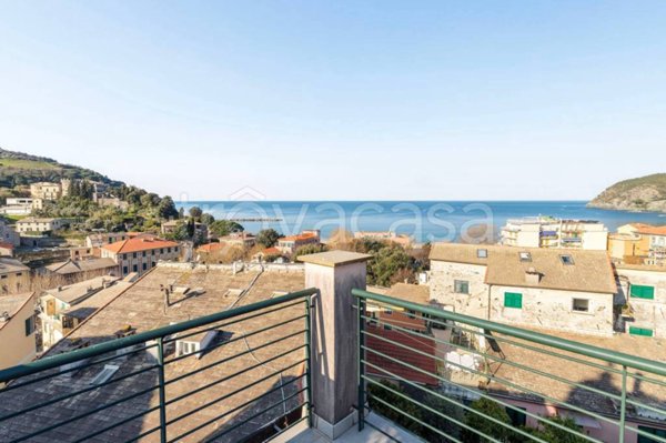 appartamento in vendita a Levanto in zona Mesco