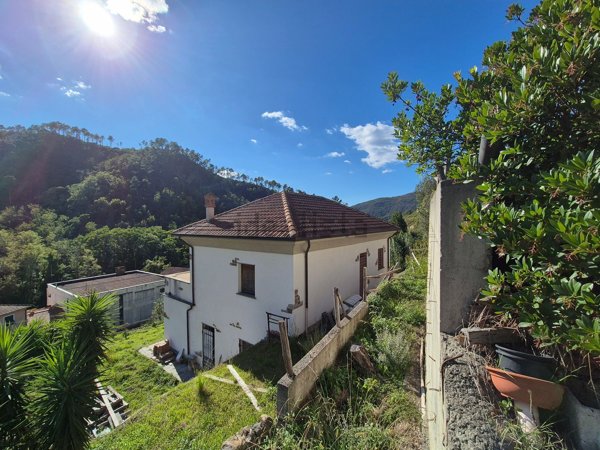 casa indipendente in vendita a Levanto