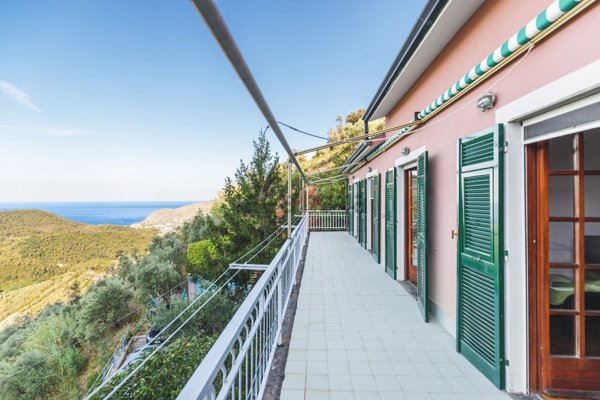 casa indipendente in vendita a Levanto in zona Chiesanuova