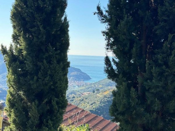 casa indipendente in vendita a Levanto