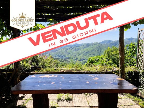 casa indipendente in vendita a Levanto in zona Mesco