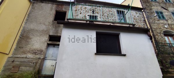 casa indipendente in vendita a Levanto in zona Lizza