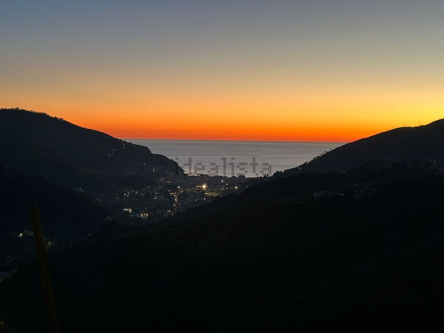 appartamento in vendita a Levanto in zona Fossato