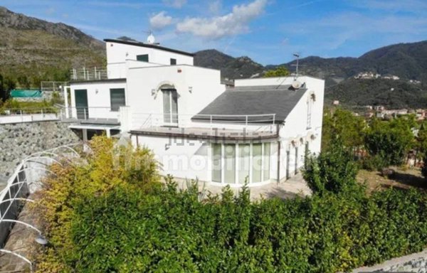 casa indipendente in vendita a Levanto in zona Mesco